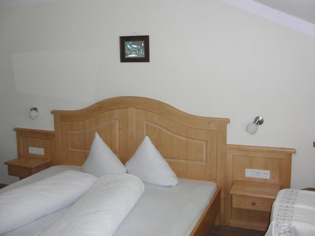 Gaestehaus Loithaler Fügen Kamer foto